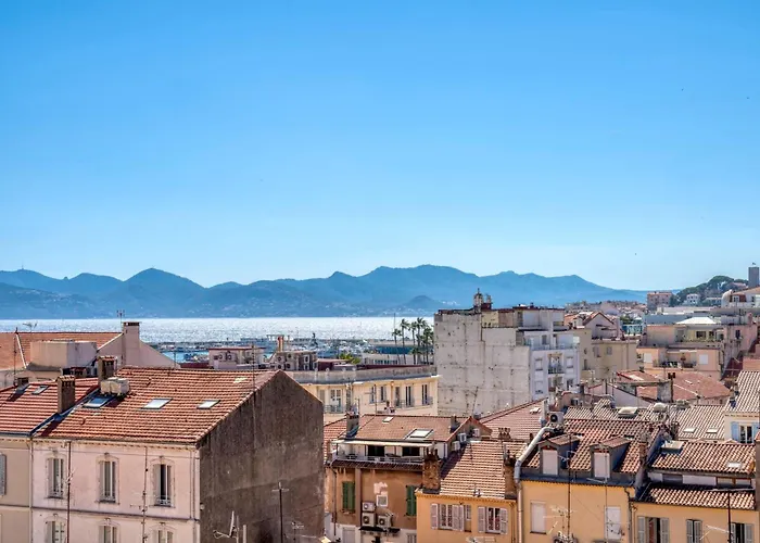 Ref 1957 - Croisette -sea View For Rent Daire