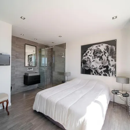 Ref 1957 - Croisette -sea View For Rent 아파트