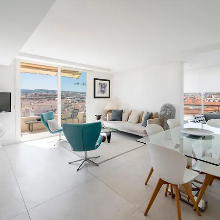 Ref 1957 - Croisette -sea View For Rent * Cannes